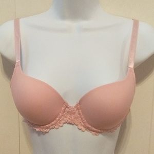 Maidenform light pink bra 32b